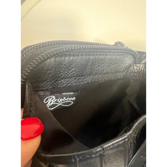 Brighton Black Leather Compact Wallet W/ Croc-Embossed Clasp & Zippered Pockets - Picture 3 of 7